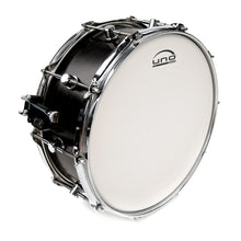 Carregar imagem no visualizador da galeria, Pele Batedeira Caixa 13 Porosa Uno By Evans Genera HD UB13HD
