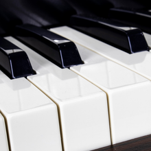 Carregar imagem no visualizador da galeria, Órgão Tokai T1-SPINET
